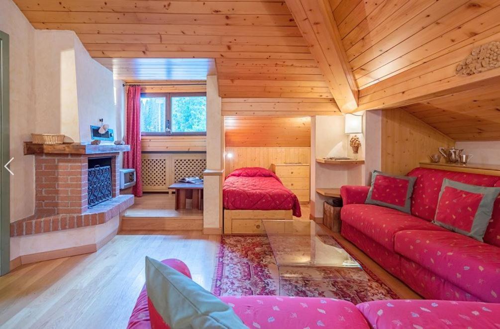 Apartamento Deliziosa Mansarda Ai Piedi Della Pista 3Tre Madonna Exterior foto