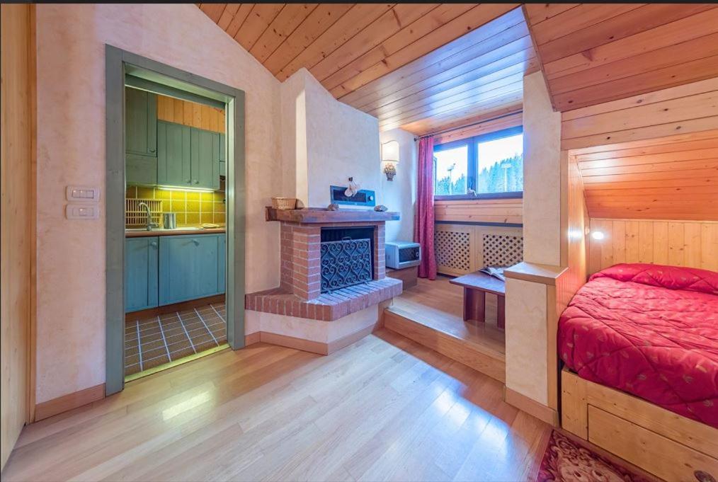 Apartamento Deliziosa Mansarda Ai Piedi Della Pista 3Tre Madonna Exterior foto